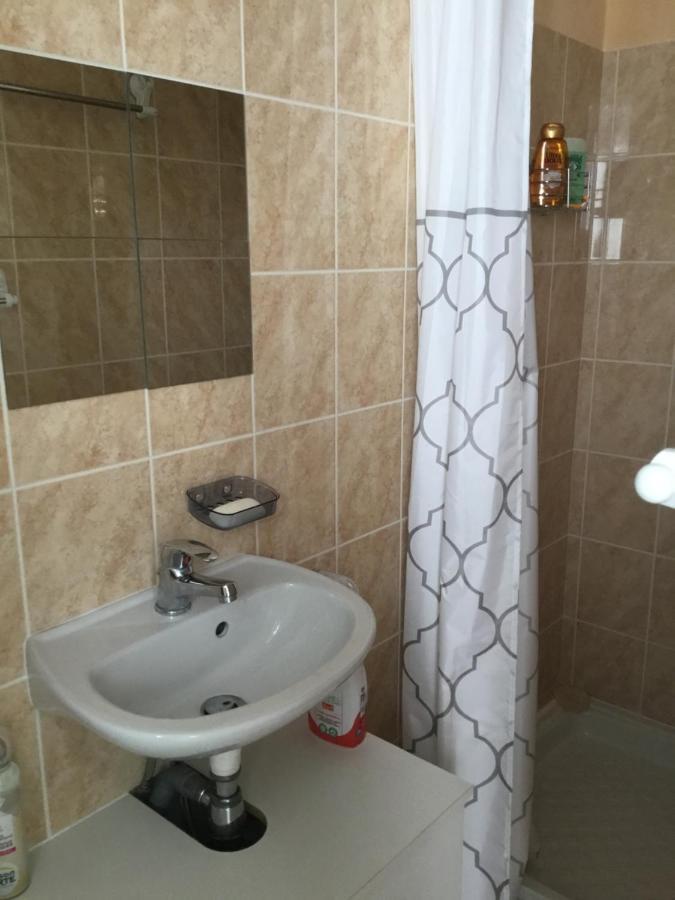 Apartment Avec Un Minimum De 3 Nuits Studio 80 M De La Mer Et 300 M Des Commerces